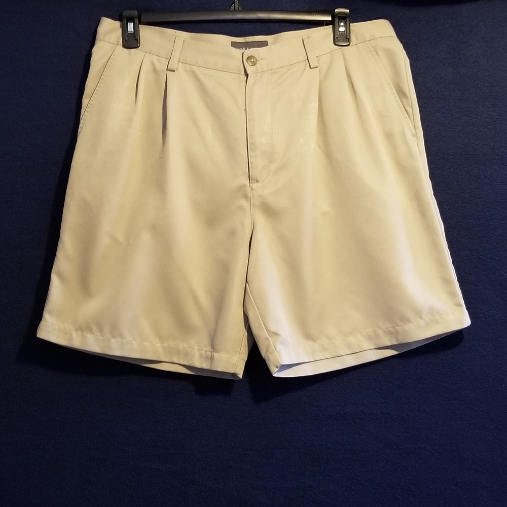 Men's Croft & Barrow Classic Pleated Shorts